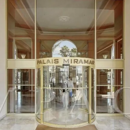 Boulevard De La Croisette Palais Miramar Апартаменты *