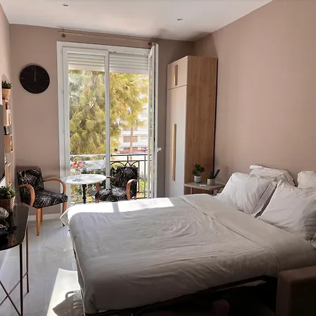 Boulevard De La Croisette Palais Miramar