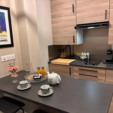 Boulevard De La Croisette Palais Miramar Cannes